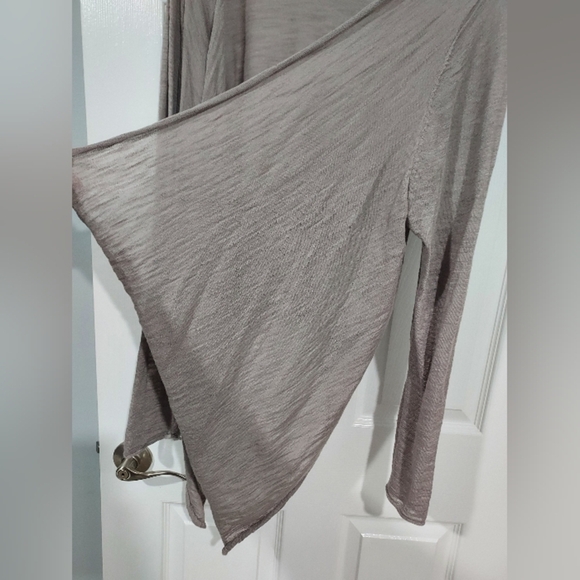 Torrid Taupe Slub Cardigan Drape Front Sweater in Size 3 /22-24 - Picture 8 of 11